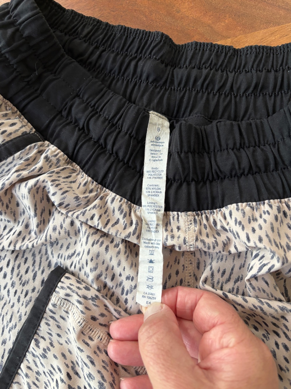 Lululemon Run Speed Short Animal Print - Size 8 - Picture 4 of 7